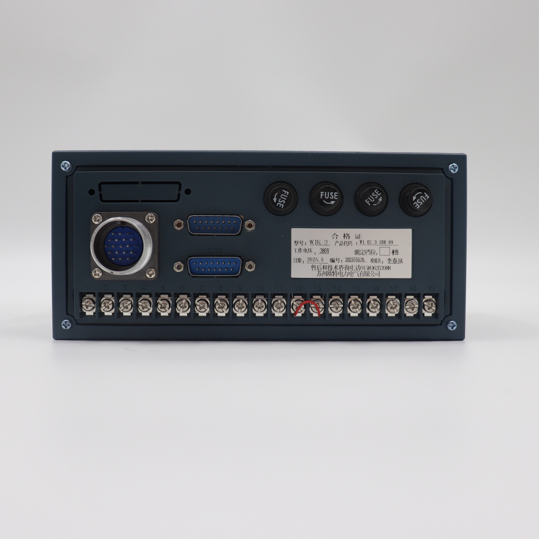 WJK-3 无励磁分接开关智能控制器